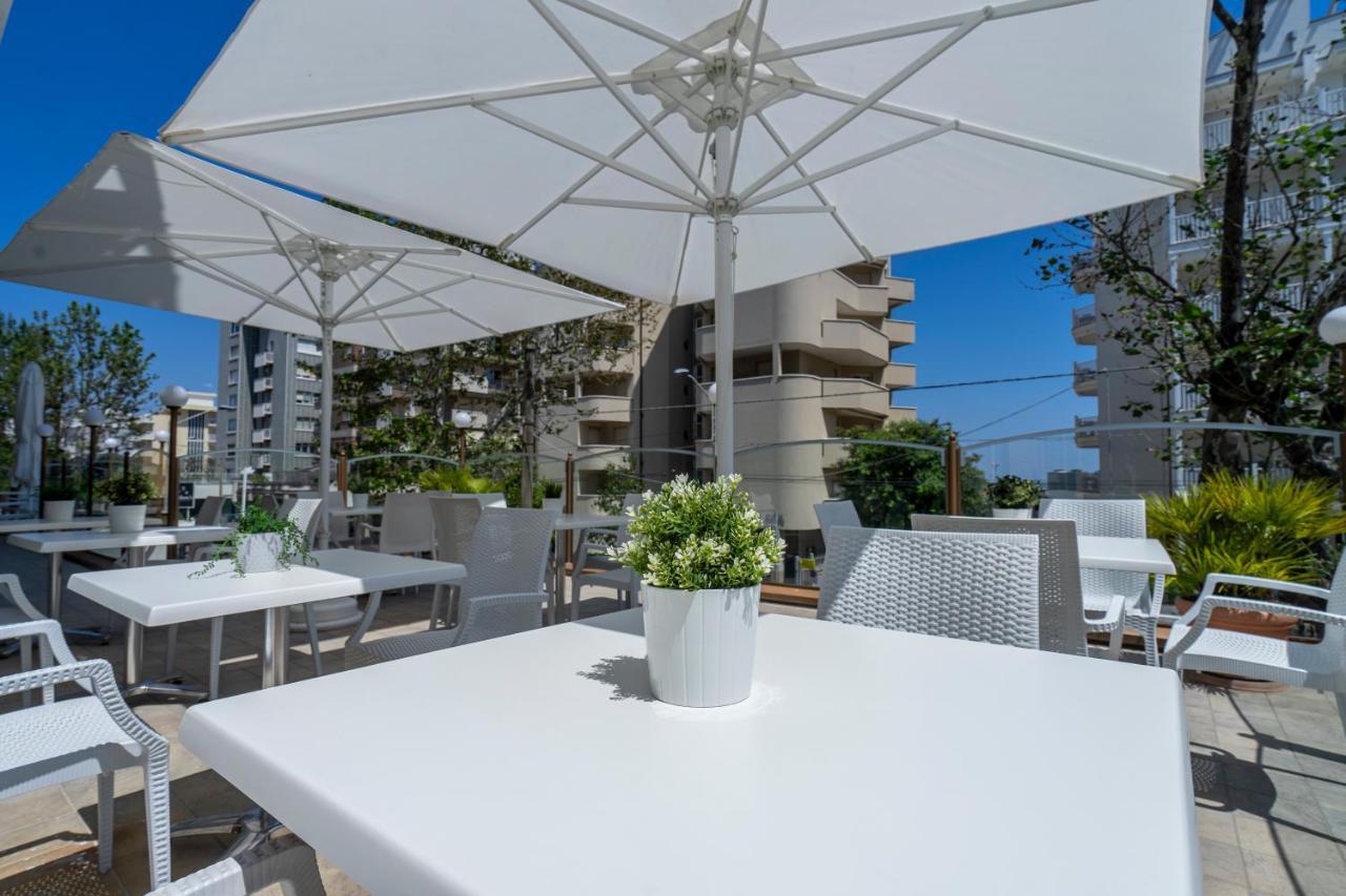 Hotel Constellation Rimini Eksteriør billede