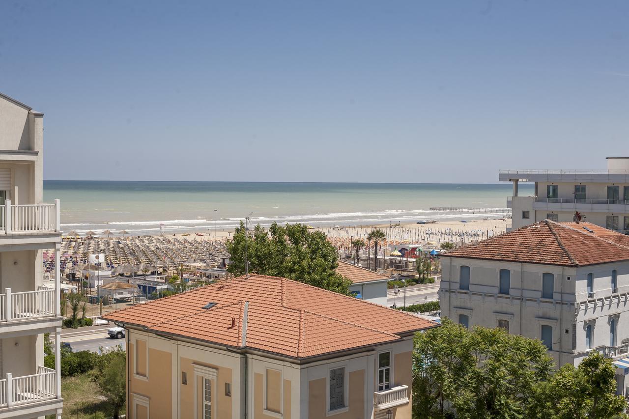 Hotel Constellation Rimini Eksteriør billede